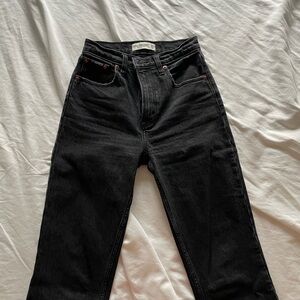 Abercombie 90s Straight Ultra High Rise Jean - SIZE 24 SHORT